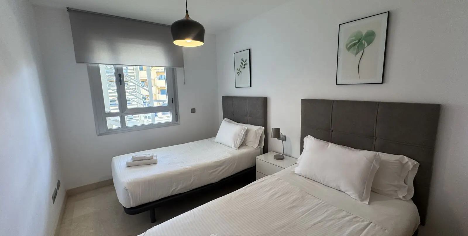 Sale of penthouse in San Pedro de Alcántara 28