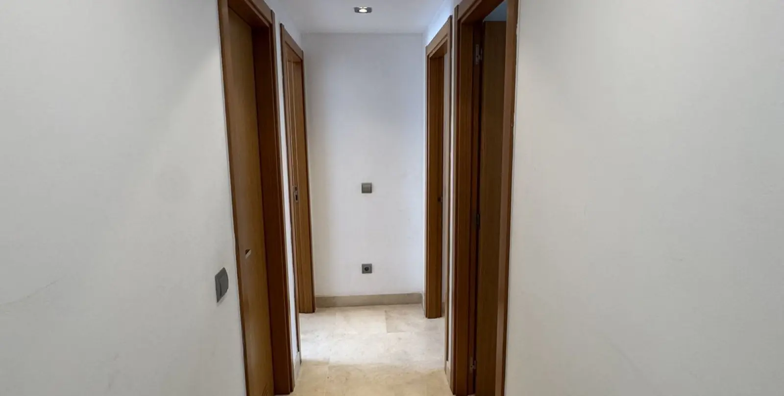 Sale of penthouse in San Pedro de Alcántara 33