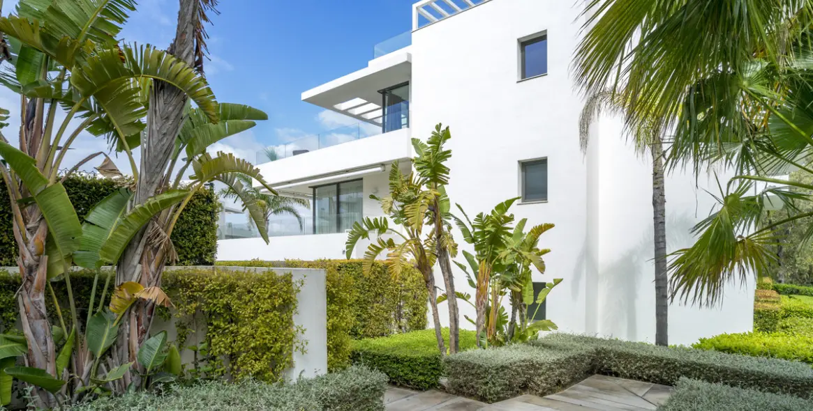 Продажа пентхауса в Estepona 7