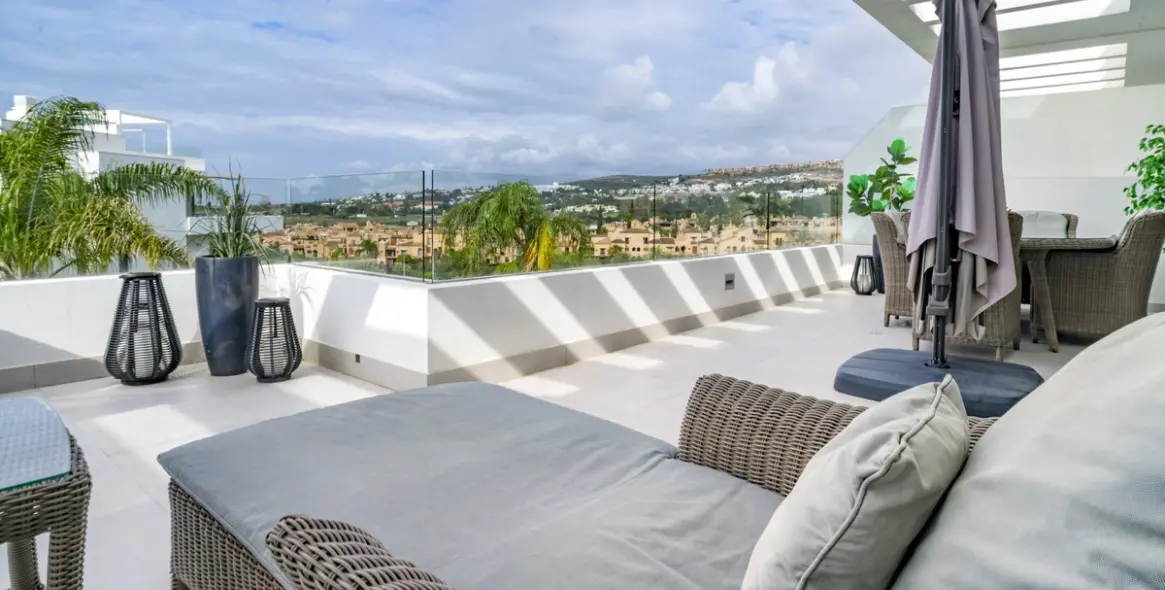 Продажа пентхауса в Estepona 13