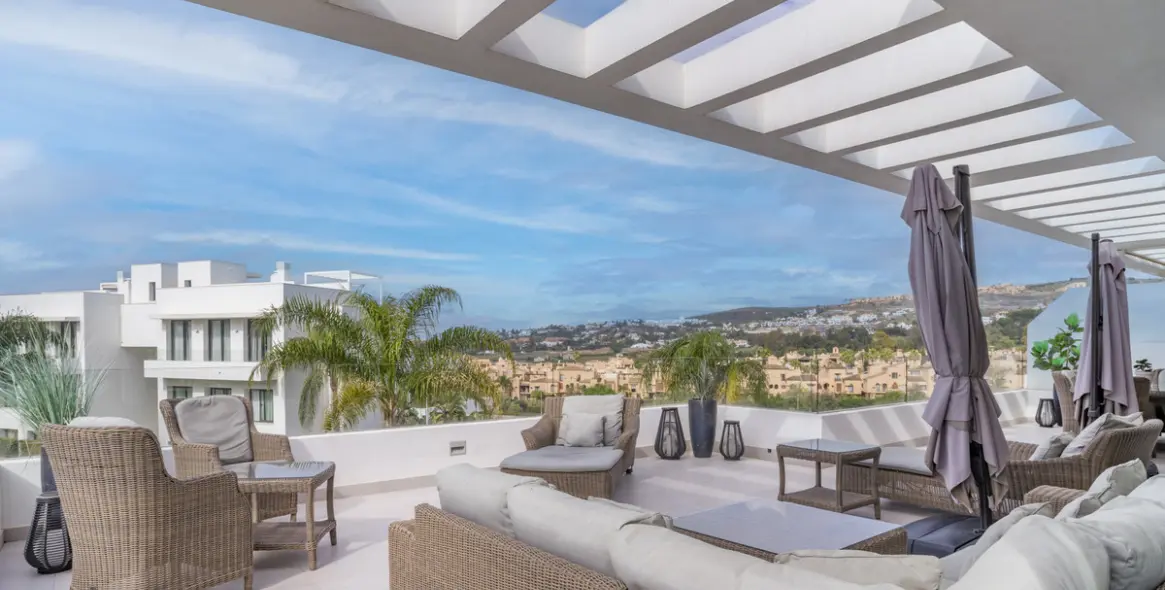 Продажа пентхауса в Estepona 18