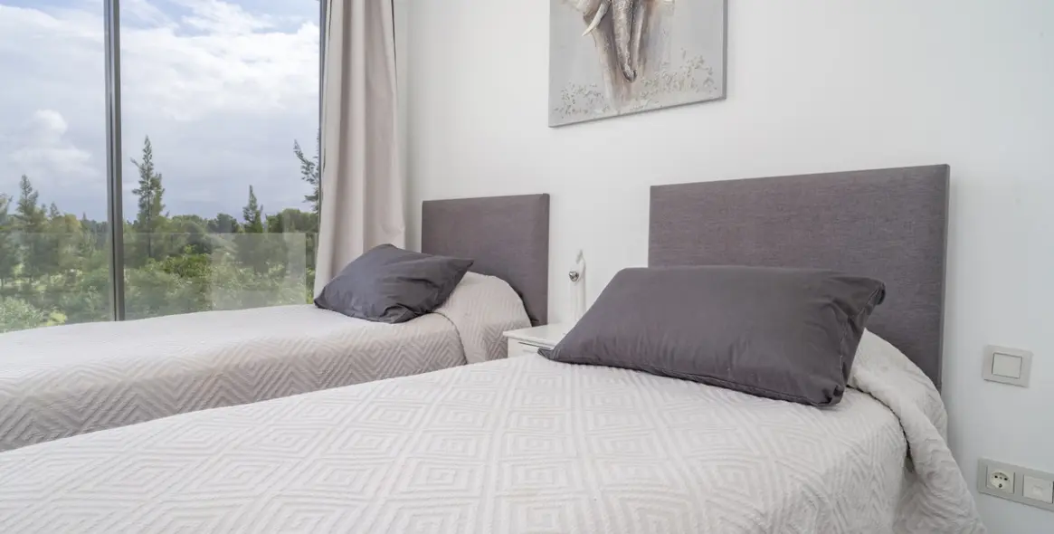 Продажа пентхауса в Estepona 28