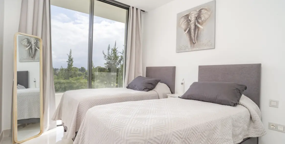 Продажа пентхауса в Estepona 27