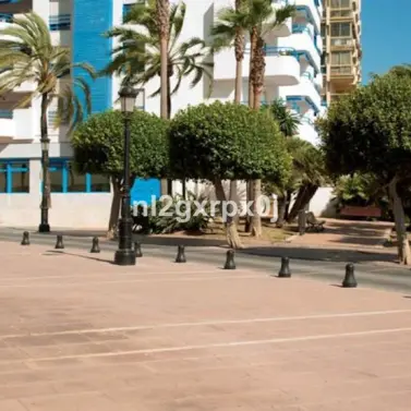 Sale of office in Marbella