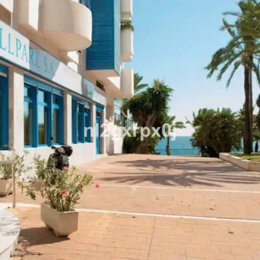 Sale of office in Marbella
