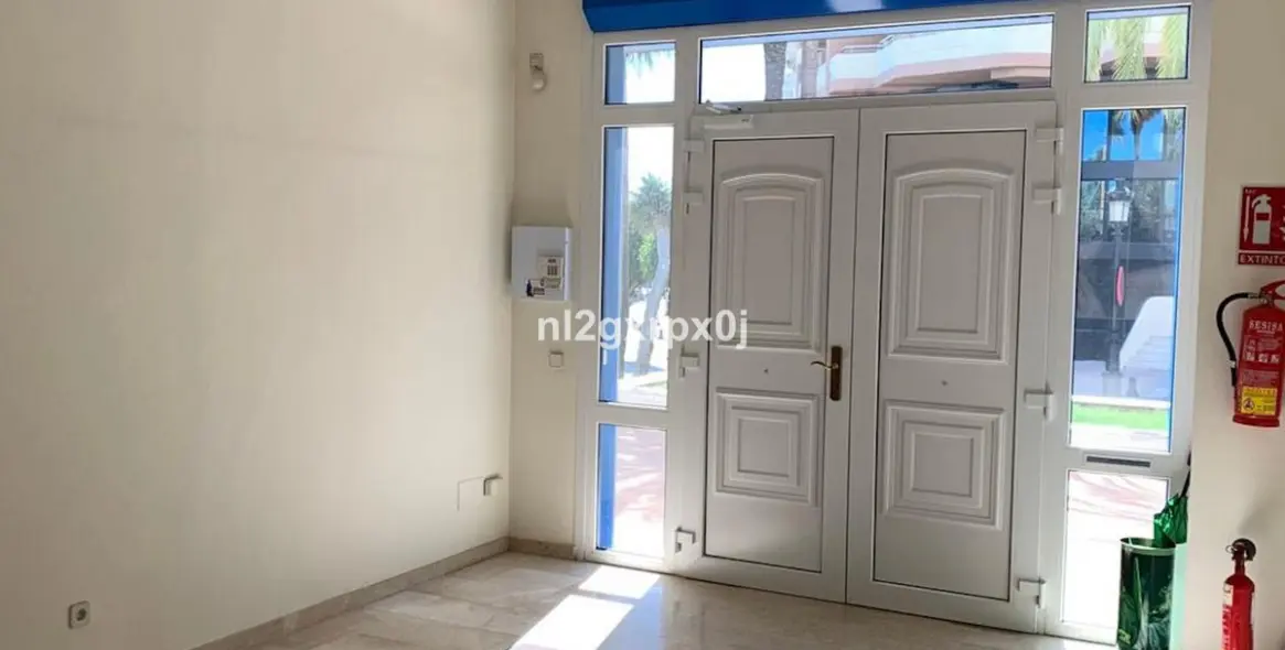 Sale of office in Marbella 18