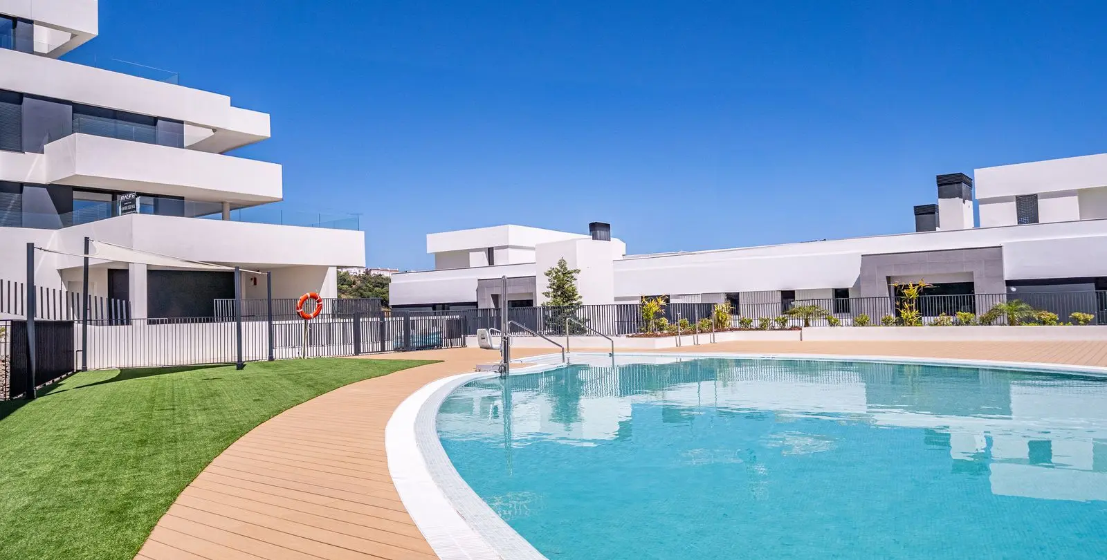 Short-term rent of penthouse duplex in Altos de los Monteros 1