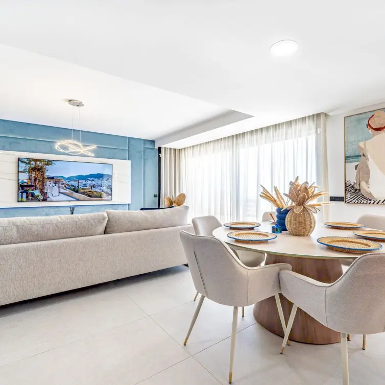 Short-term rent of penthouse duplex in Altos de los Monteros