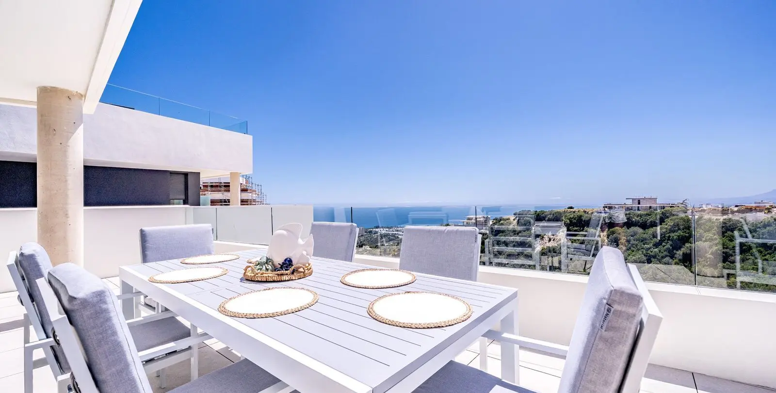 Short-term rent of penthouse duplex in Altos de los Monteros 31