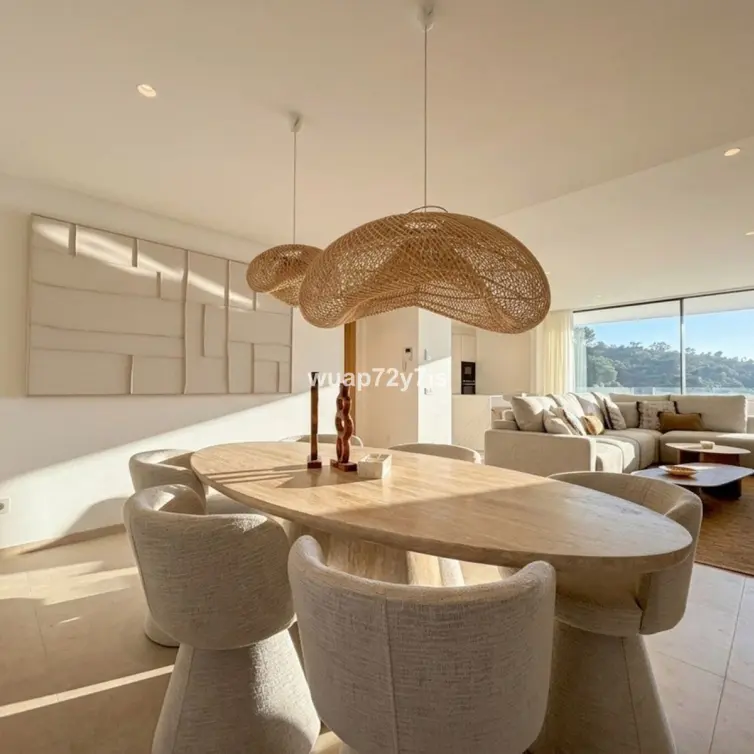Venta de apartamento en planta media en La Quinta