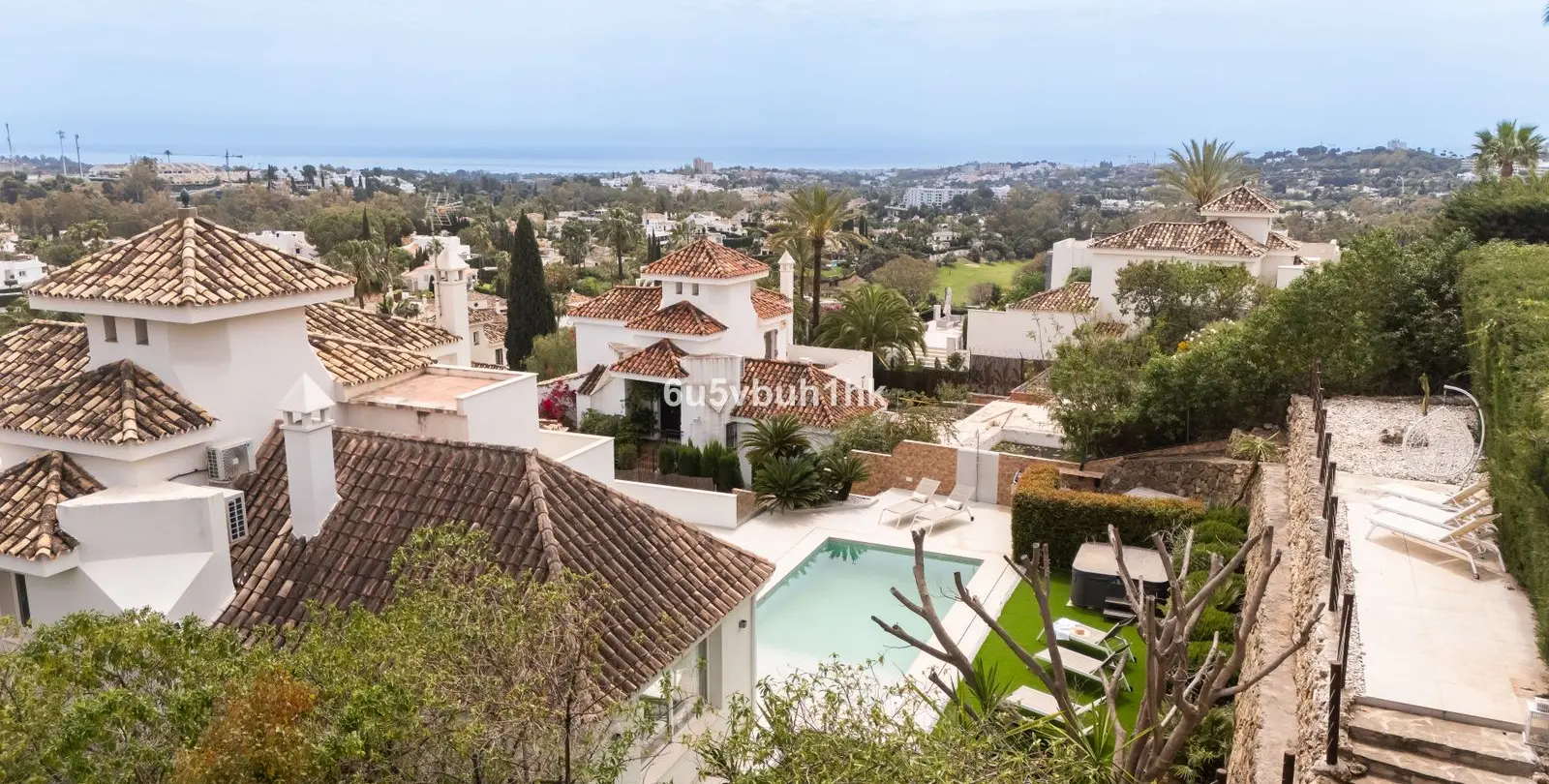 Sale of detached villa in Marbella 7