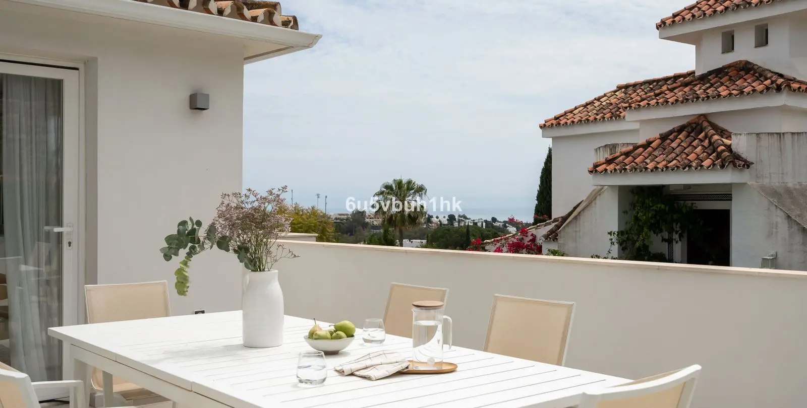 Sale of detached villa in Marbella 12