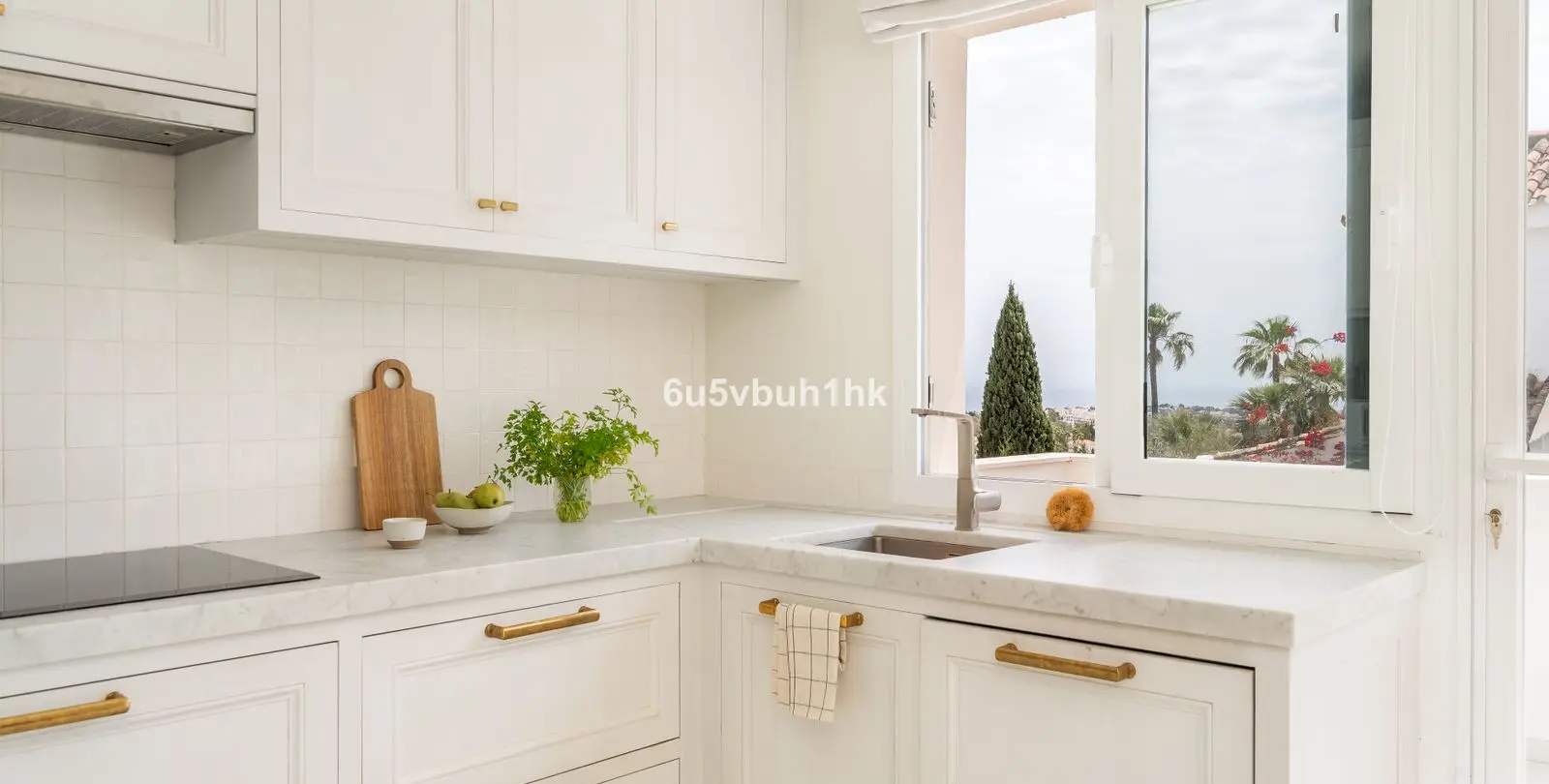 Sale of detached villa in Marbella 17