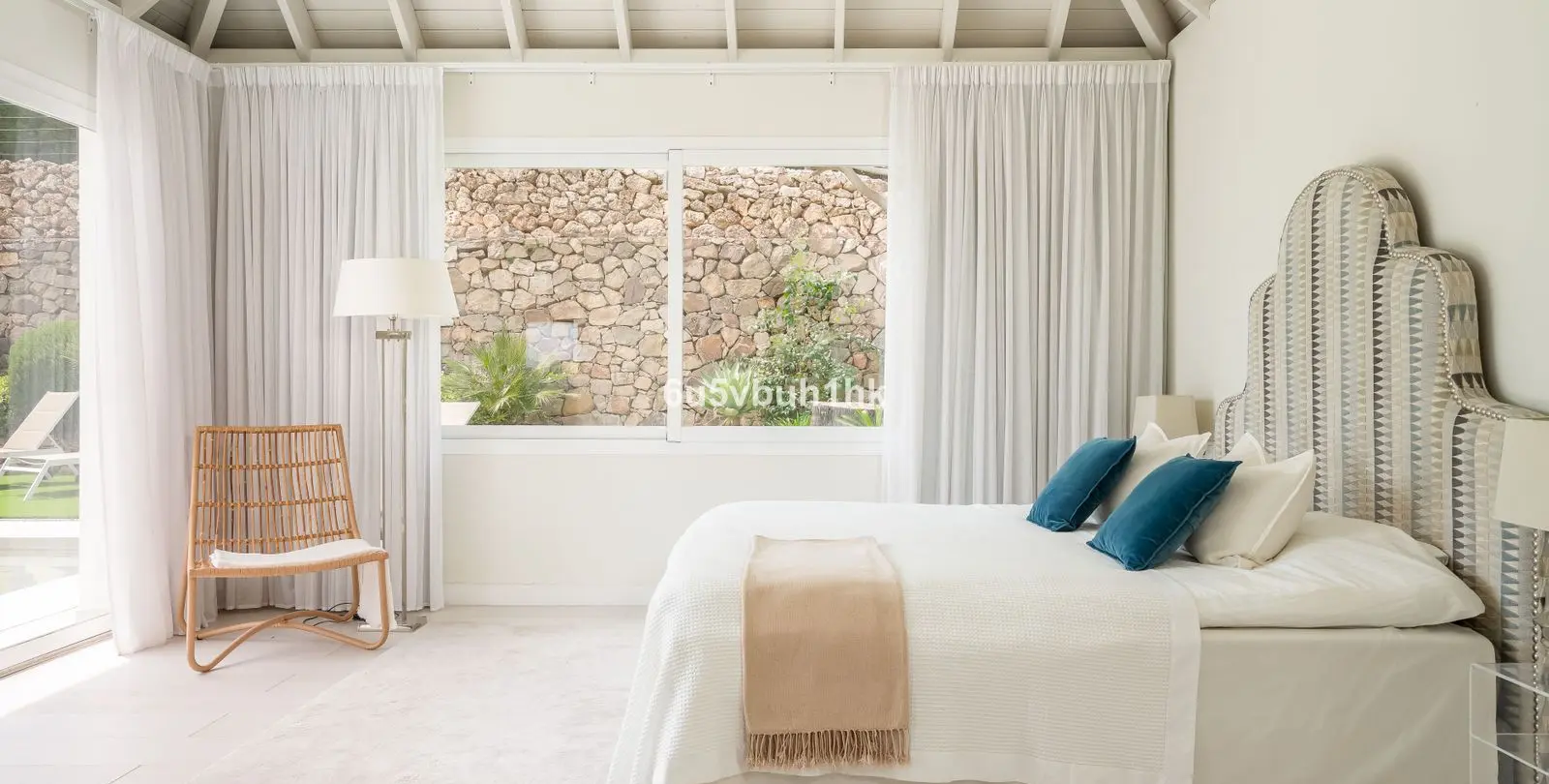 Sale of detached villa in Marbella 20