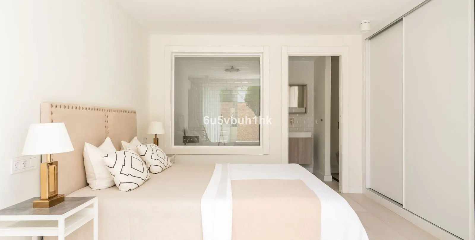 Sale of detached villa in Marbella 22