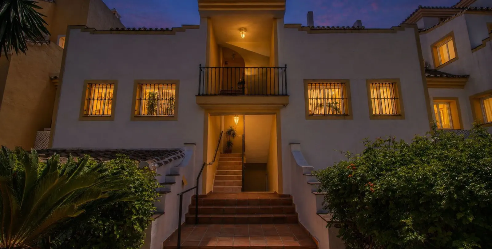 Long-term rent of middle floor apartment in Guadalmina Alta 12