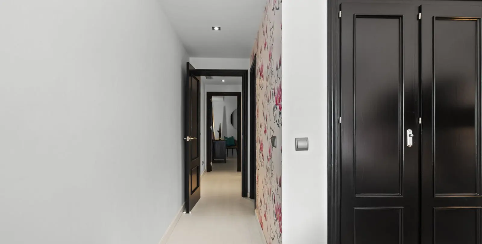 Long-term rent of middle floor apartment in Guadalmina Alta 36