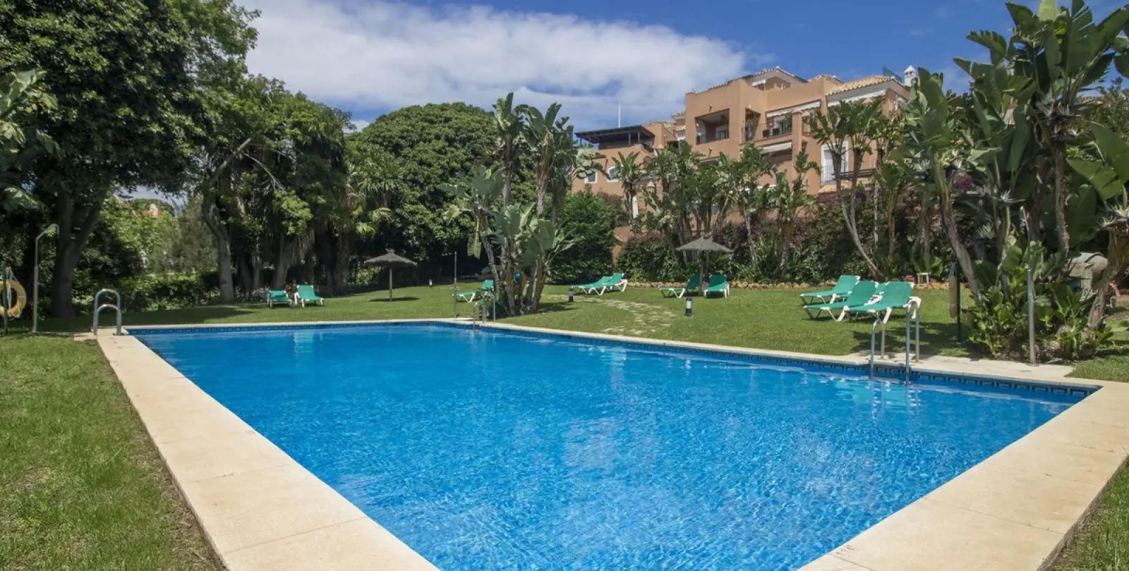 Long-term rent of middle floor apartment in Guadalmina Alta 47