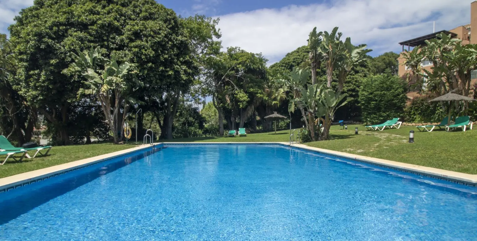 Long-term rent of middle floor apartment in Guadalmina Alta 49
