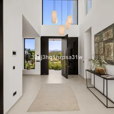 Short-term rent of detached villa in Estepona