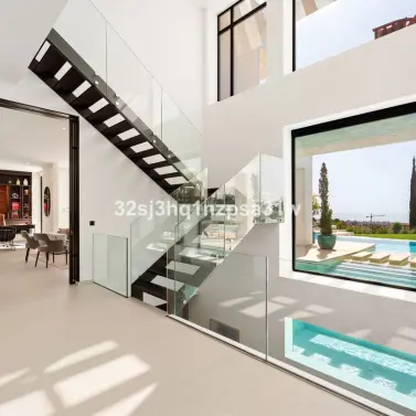 Short-term rent of detached villa in Estepona