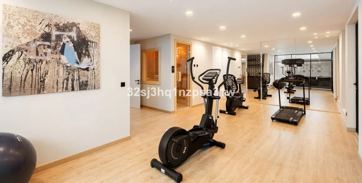 Short-term rent of detached villa in Estepona 24