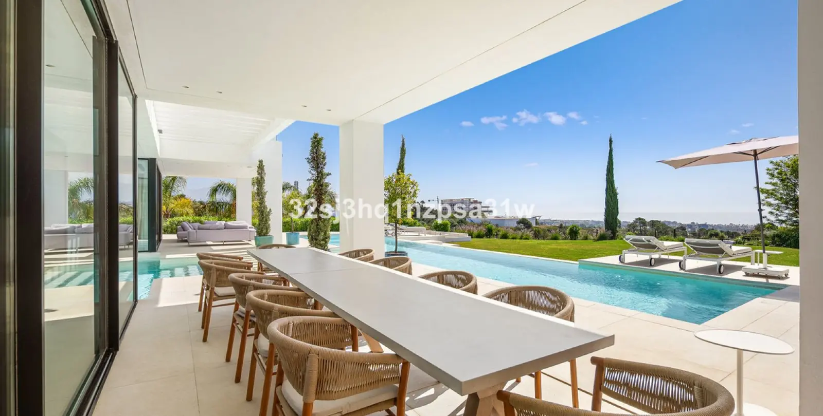 Краткосрочная аренда  отдельно стоящей виллы в Estepona 12