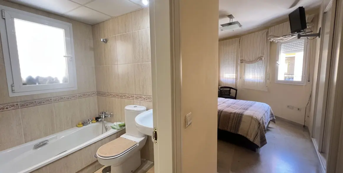 Продажа двухуровневого пентхауса в Torremolinos 15