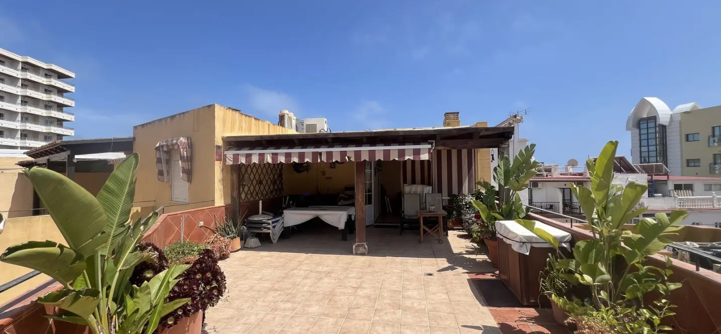Sale of penthouse duplex in Torremolinos 0