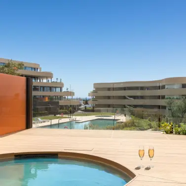 Продажа апартаментов на первом этаже в Fuengirola