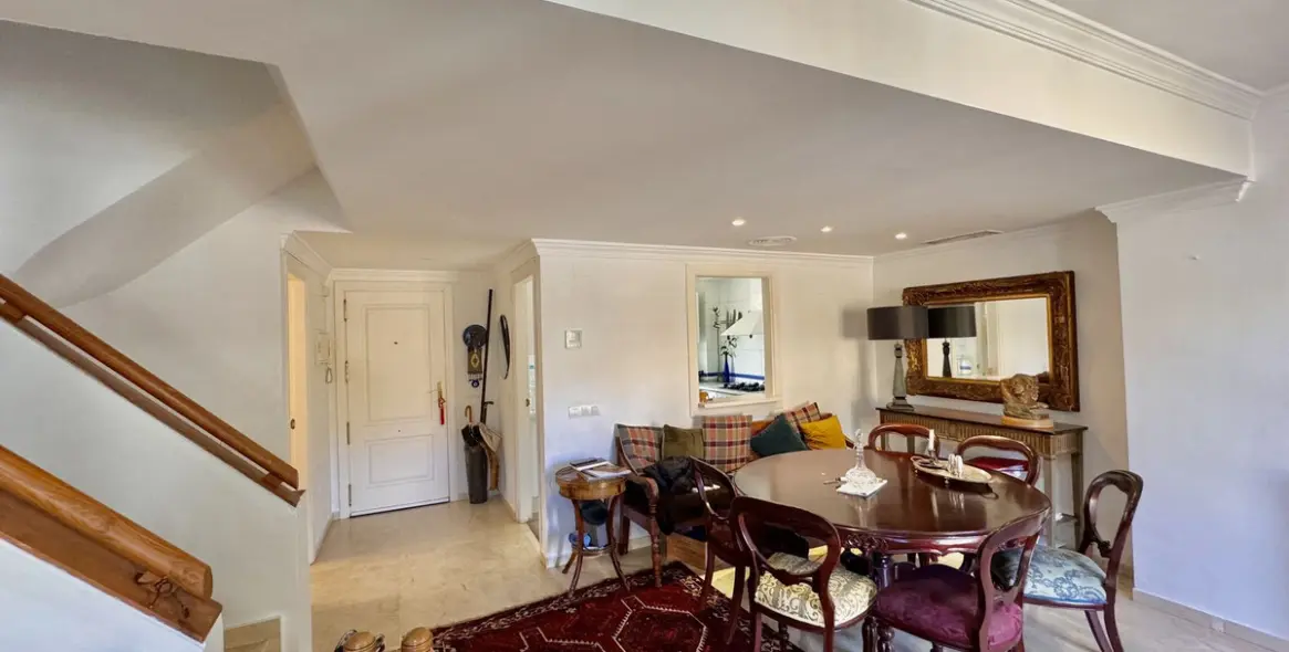 Sale of townhouse in Puerto Banús 8