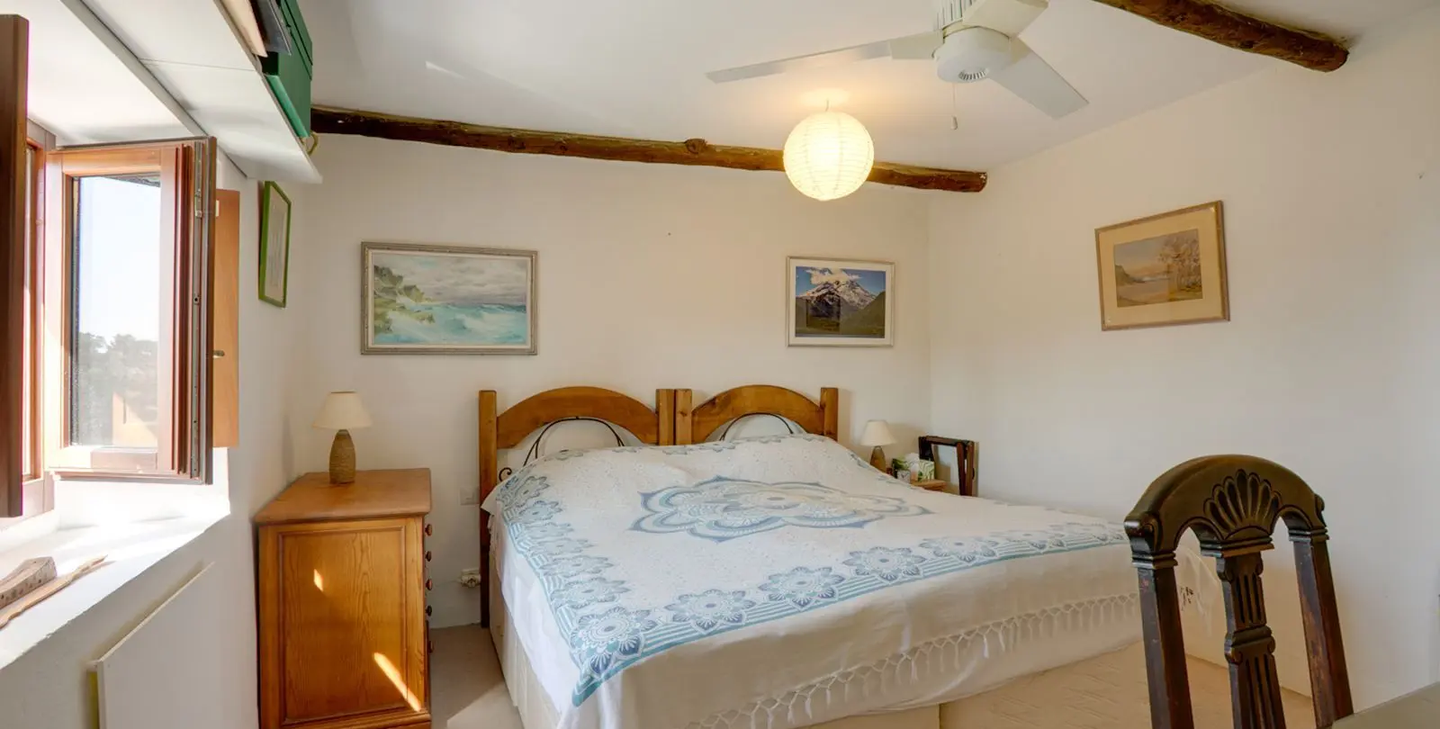 Sale of detached villa in Estepona 12