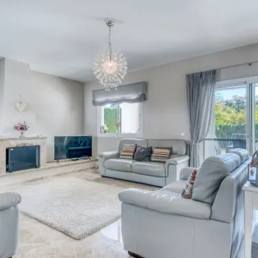 Sale of detached villa in Calahonda