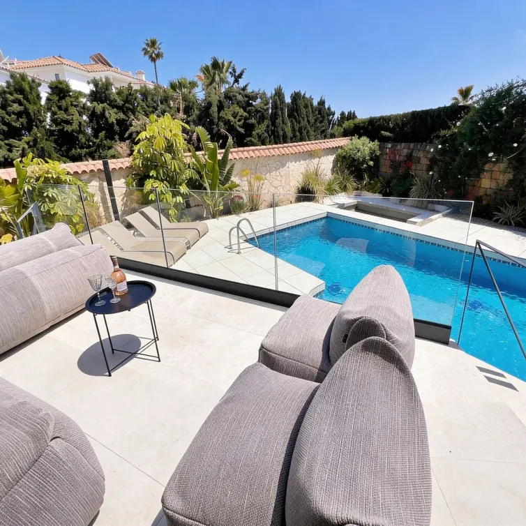 Продажа  отдельно стоящей виллы в Riviera del Sol