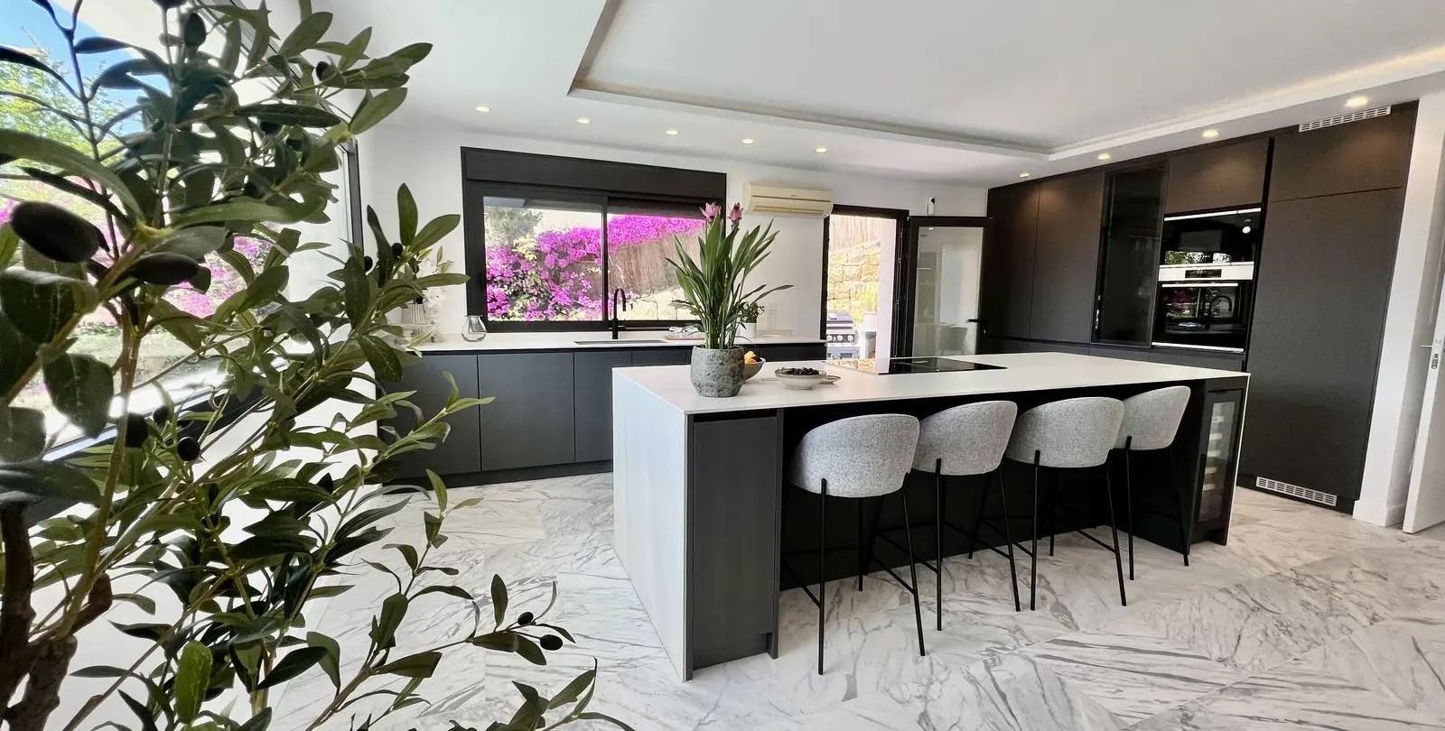 Venta de villa independiente en Riviera del Sol 5
