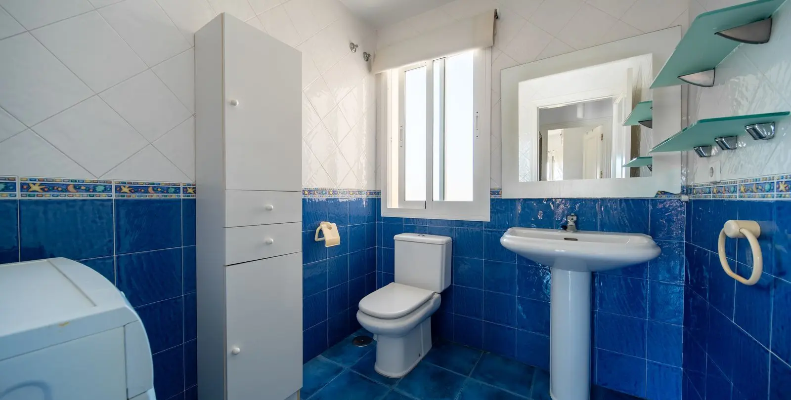 Venta de apartamento en planta media en Los Pacos 14