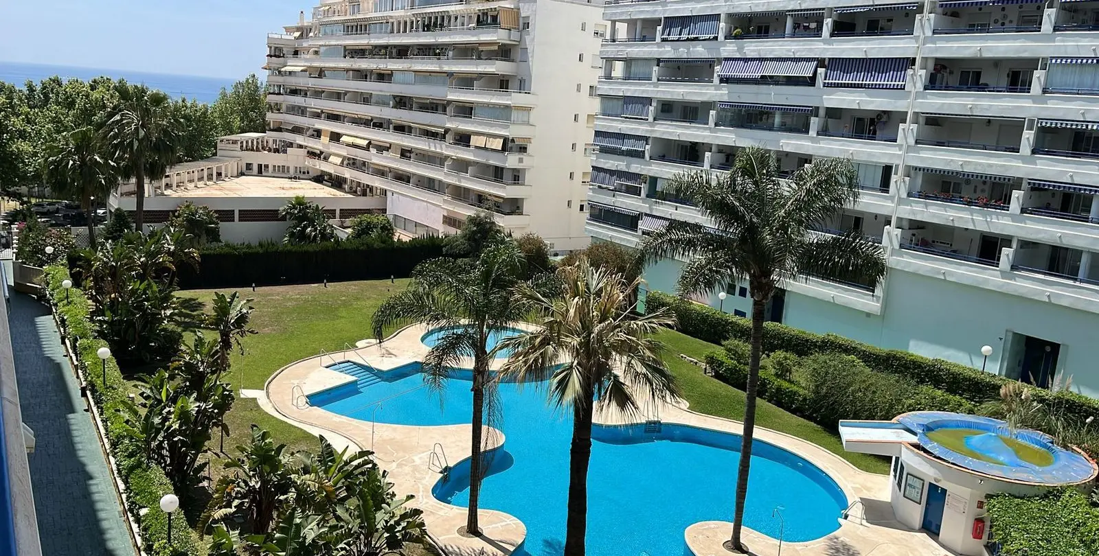 Продажа апартаментов на среднем этаже в Marbella 11