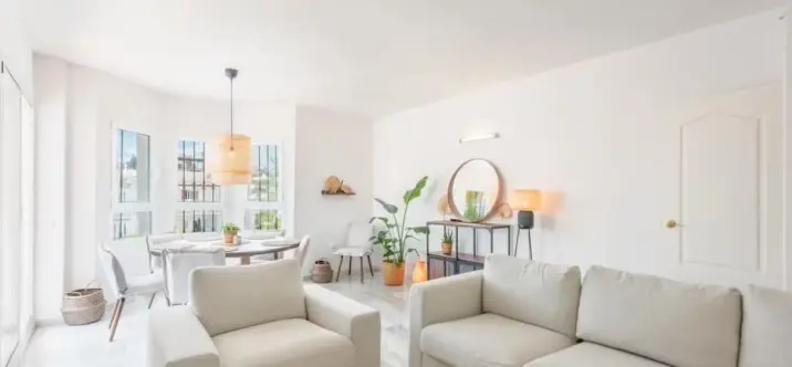 Sale of penthouse in Nueva Andalucía 2