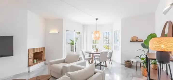 Sale of penthouse in Nueva Andalucía 3