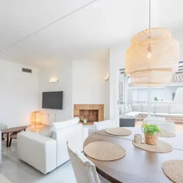 Sale of penthouse in Nueva Andalucía