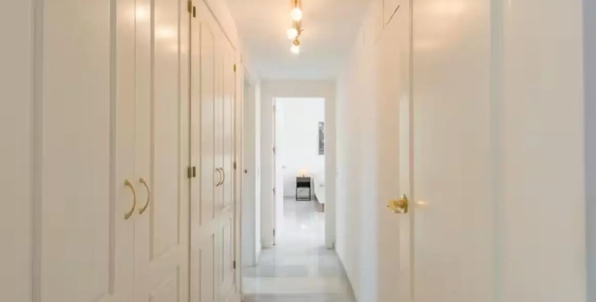 Sale of penthouse in Nueva Andalucía 9