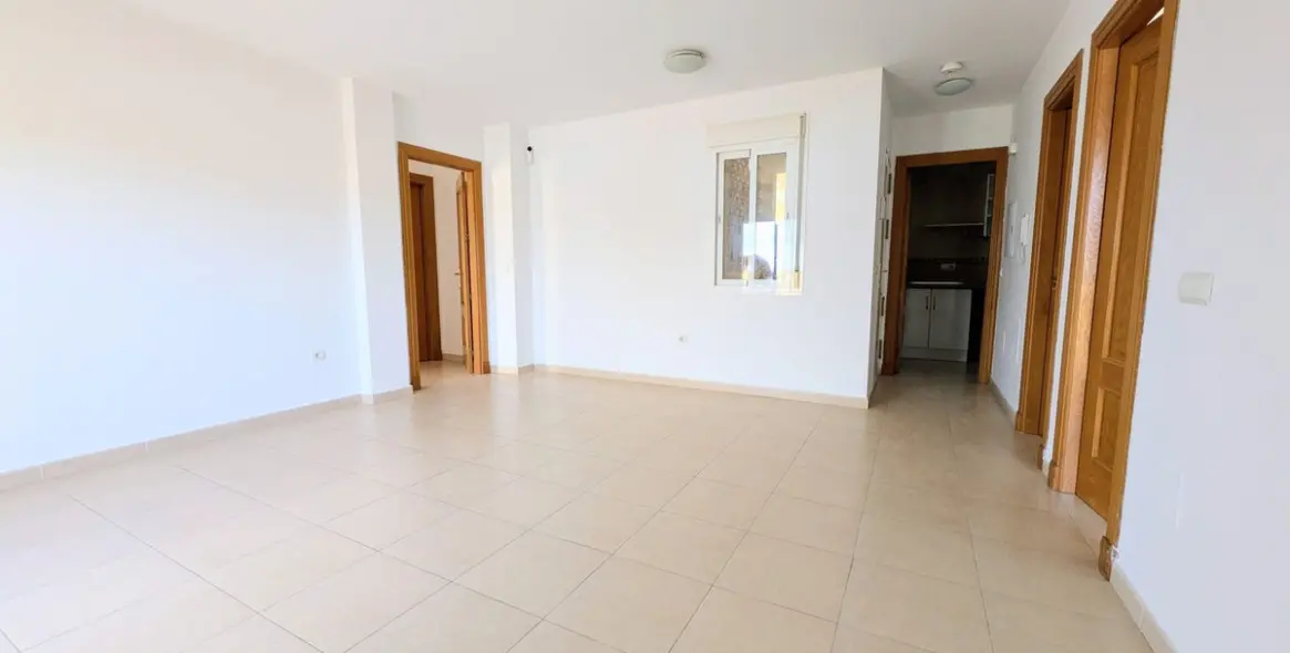 Sale of penthouse in Las Lagunas 14