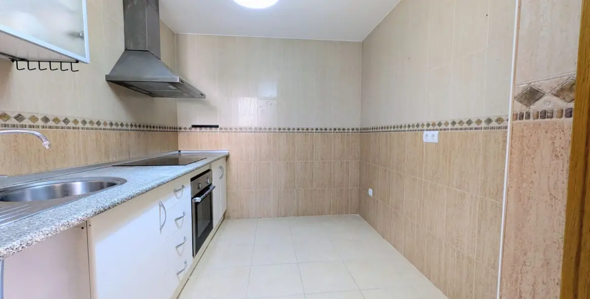 Sale of penthouse in Las Lagunas 22