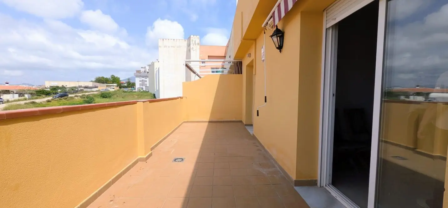 Продажа пентхауса в Las Lagunas 1