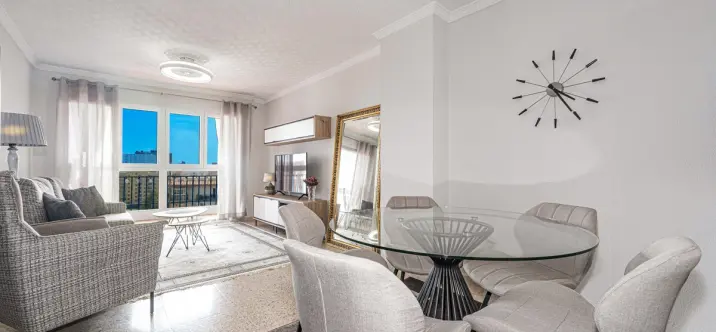 Sale of middle floor apartment in Torreblanca 2