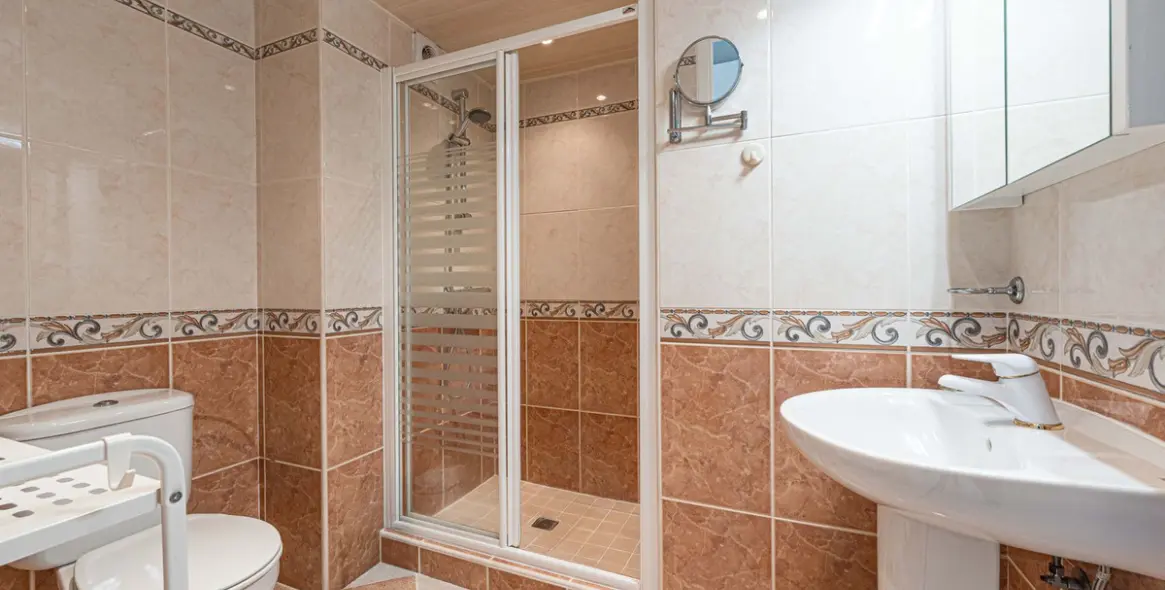 Sale of middle floor apartment in Torreblanca 5