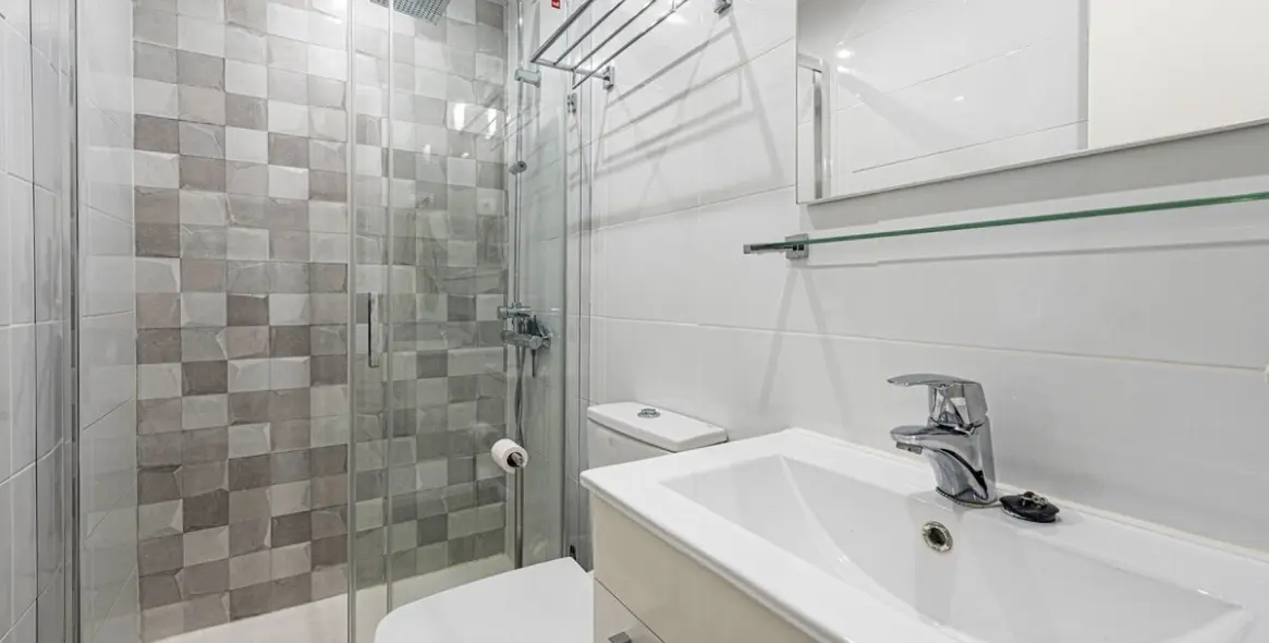 Sale of middle floor apartment in Torreblanca 7