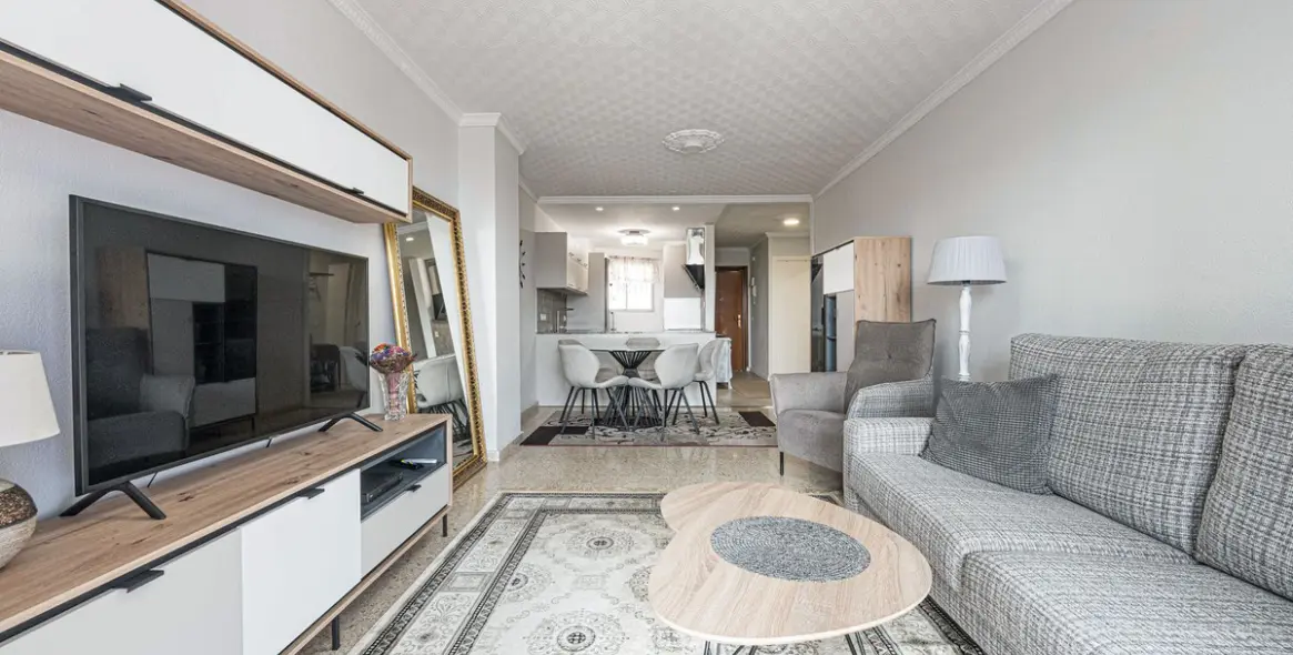 Sale of middle floor apartment in Torreblanca 22