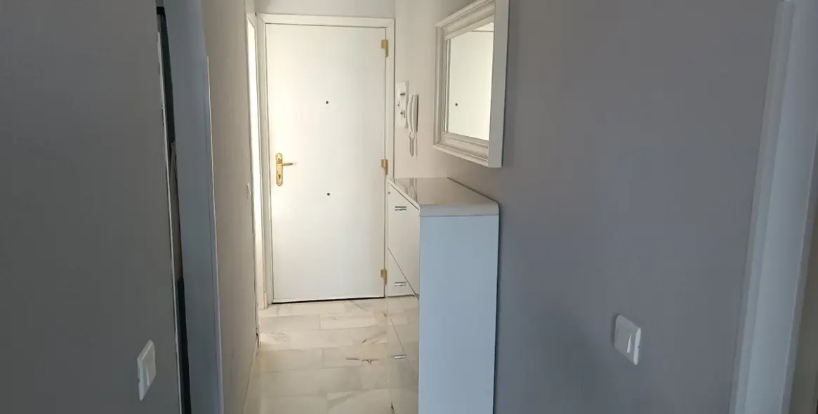 Sale of penthouse in Riviera del Sol 10