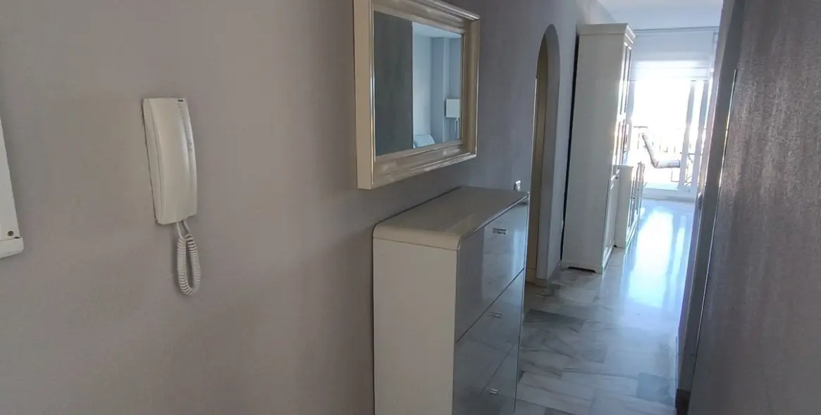 Sale of penthouse in Riviera del Sol 14